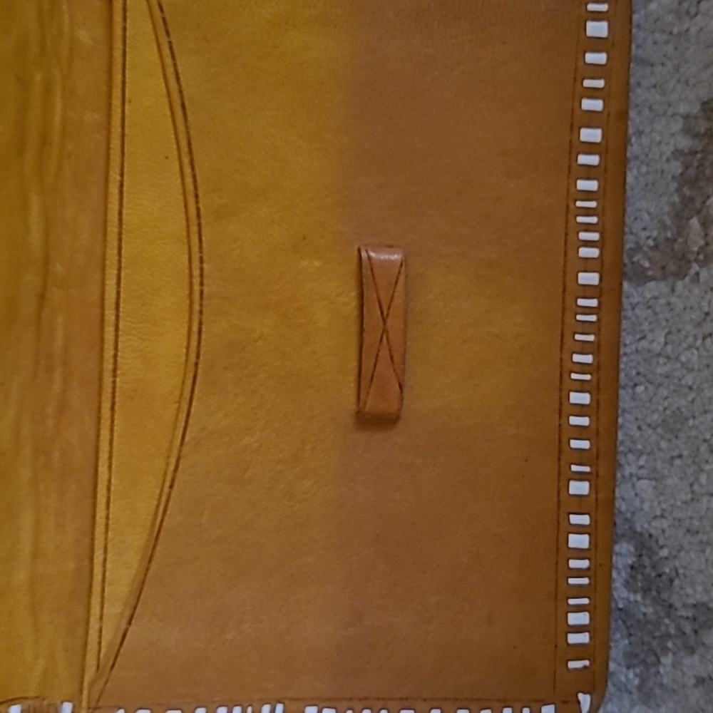 Handmade Leather pouch/ Clutch - Picture 6 of 9